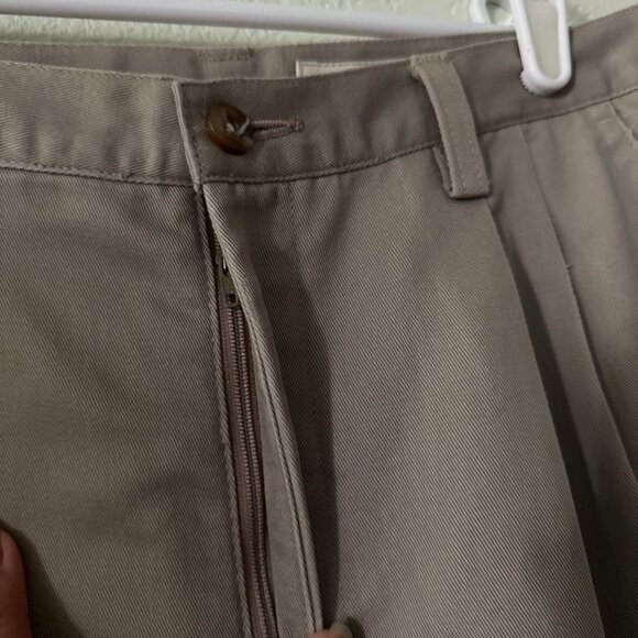 Eddie Bauer Trousers Size 8 Classic Fit Khakis Pants 100% Cotton - Picture 5 of 10